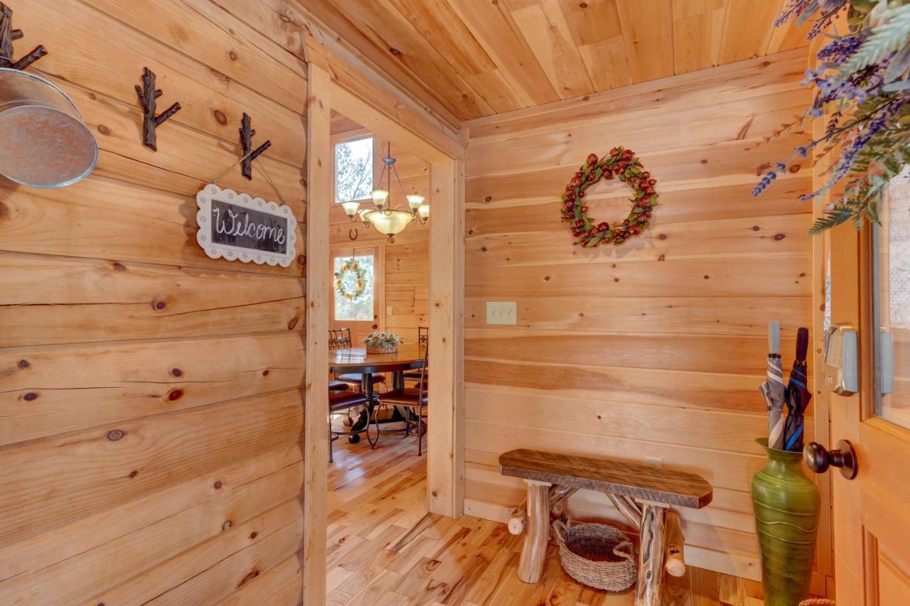 Hot-Tub 6 Seater, Fire-Pit, Master King Bed, Wineries, Pickleball, Resort Amenities Ellijay Exterior photo